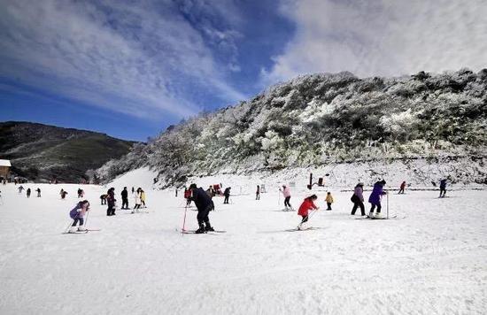 金佛山滑雪场景区电话-金佛山滑雪场电话号码